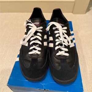 Adidas Classic Black with White Stripes Samba Sneakers Men’s 10.5